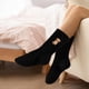 thumbnail image 5 of Calcetines gruesos y cálidos de invierno para mujer, con forro polar, hasta la pantorrilla, bonitos y gruesos, para dormir., 5 of 7