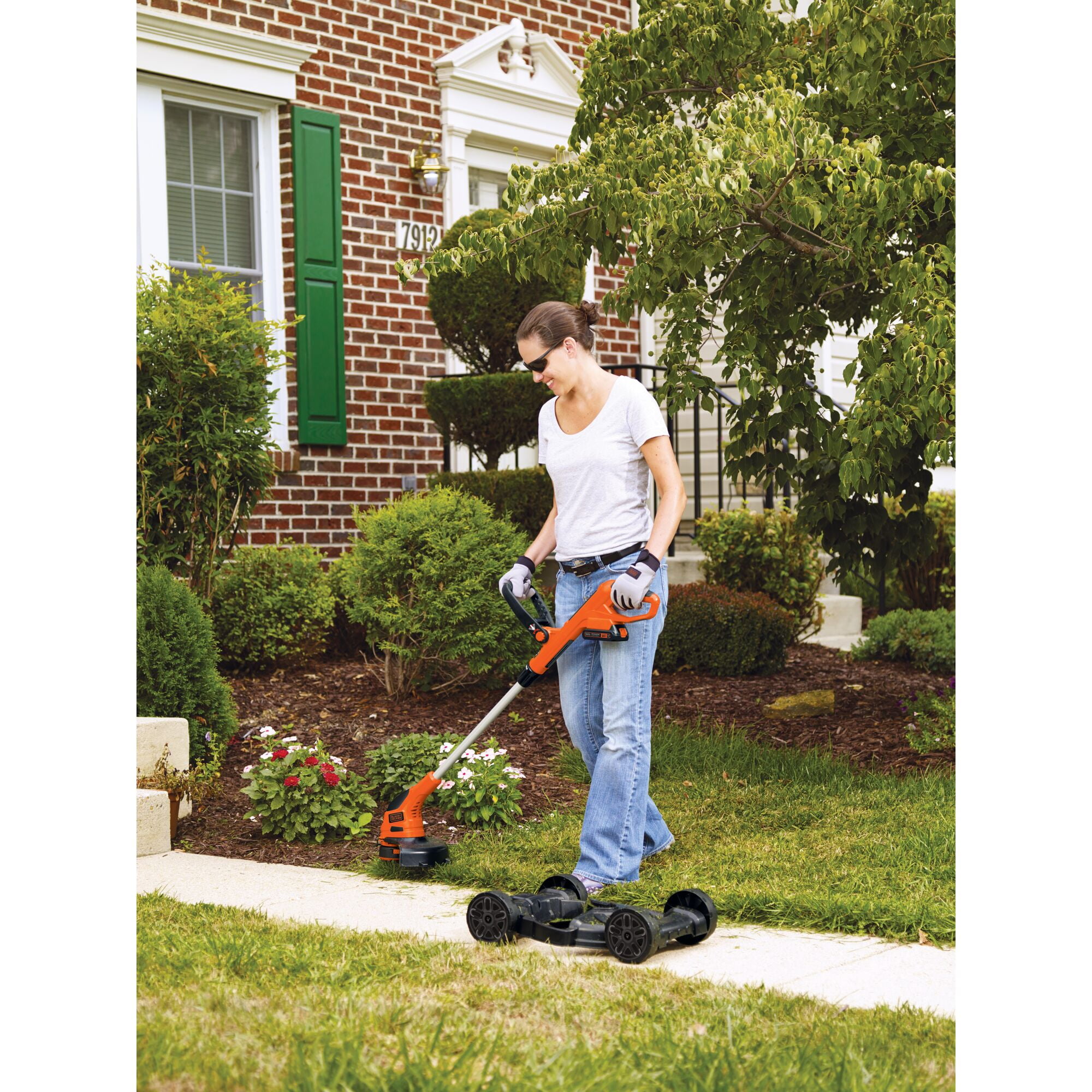 Black Decker 12 20v MAX Lithium Trimmer and Edger Battery Powered 12 Cut 65  mil Line Diameter Cordless Lithium Ion Li Ion - Office Depot