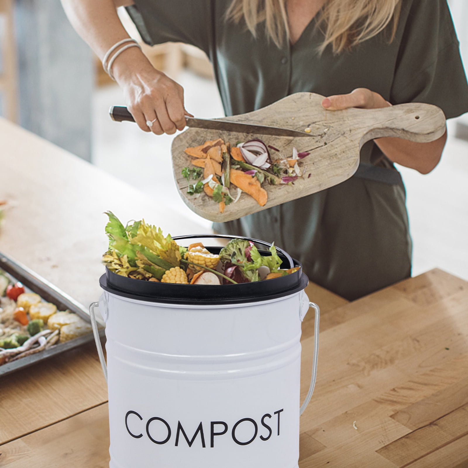 Vipush Compost Bin Kitchen Countertop Compost Bin with lid, Small Compost Bin Includes Inner Compost Bucket Liner & Charcoal Filter, White