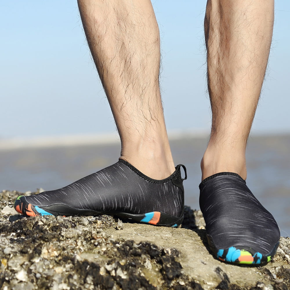 Chaussettes aquatiques hommes pieds nus chaussures de natation rapide plage piscine chaussettes Surf 
