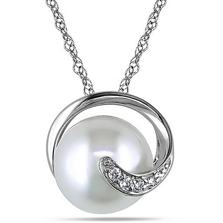 Miabella 9-9.5mm White Round Cultured Freshwater Pearl and Diamond-Accent 10kt White Gold Fashion Pendant, 17