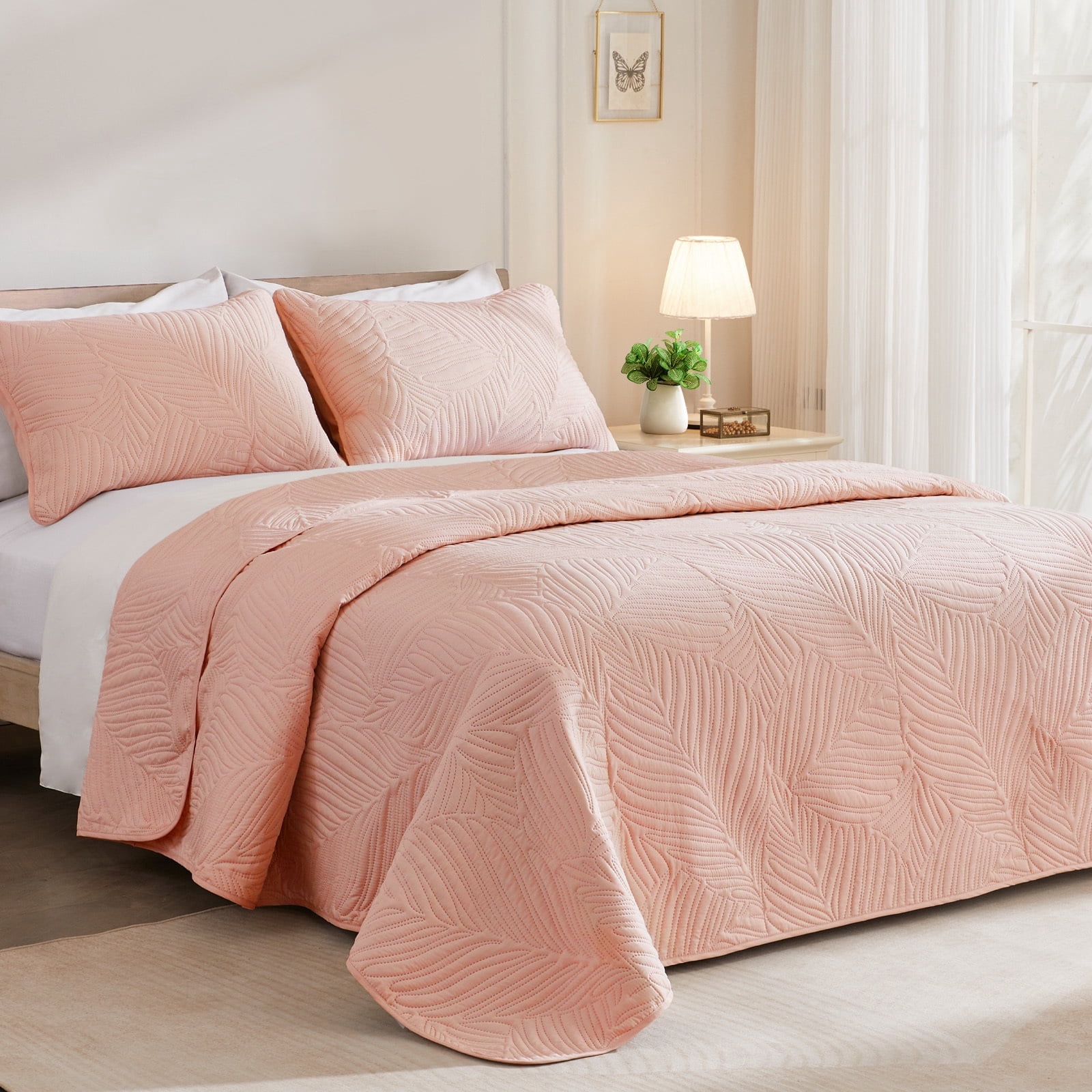 Exclusivo Mezcla Ultrasonic Full Queen Size Quilt Set Blush Pink, 3 Pieces Lightweight Bedspread Leaf Pattern Bed Cover Soft Microfiber Coverlet Bedding Set for All Seasons