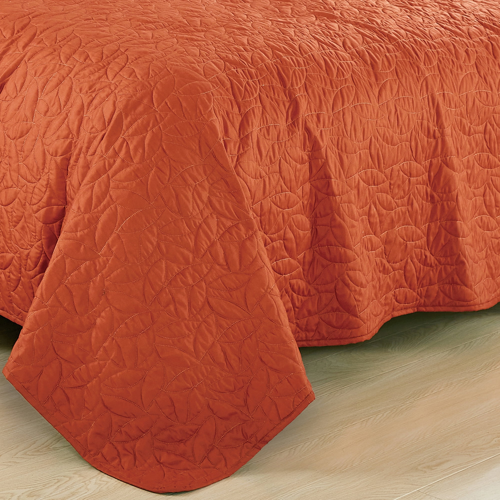 Evjk 3-Piece Decorative Lightweight Bedspread Set – Reversible, Microfiber with Refined Solid, King