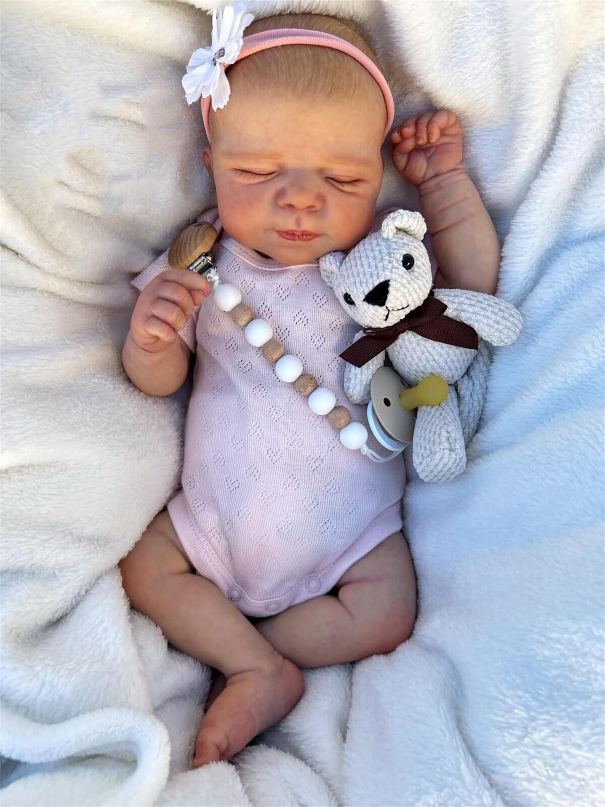 Reborn Baby Dolls, 18 inches Cloth Body Sleeping Realistic Baby Doll, Lifelike Newborn Real Life Baby Doll with Toy Accessories Gift for Kids Age 3+