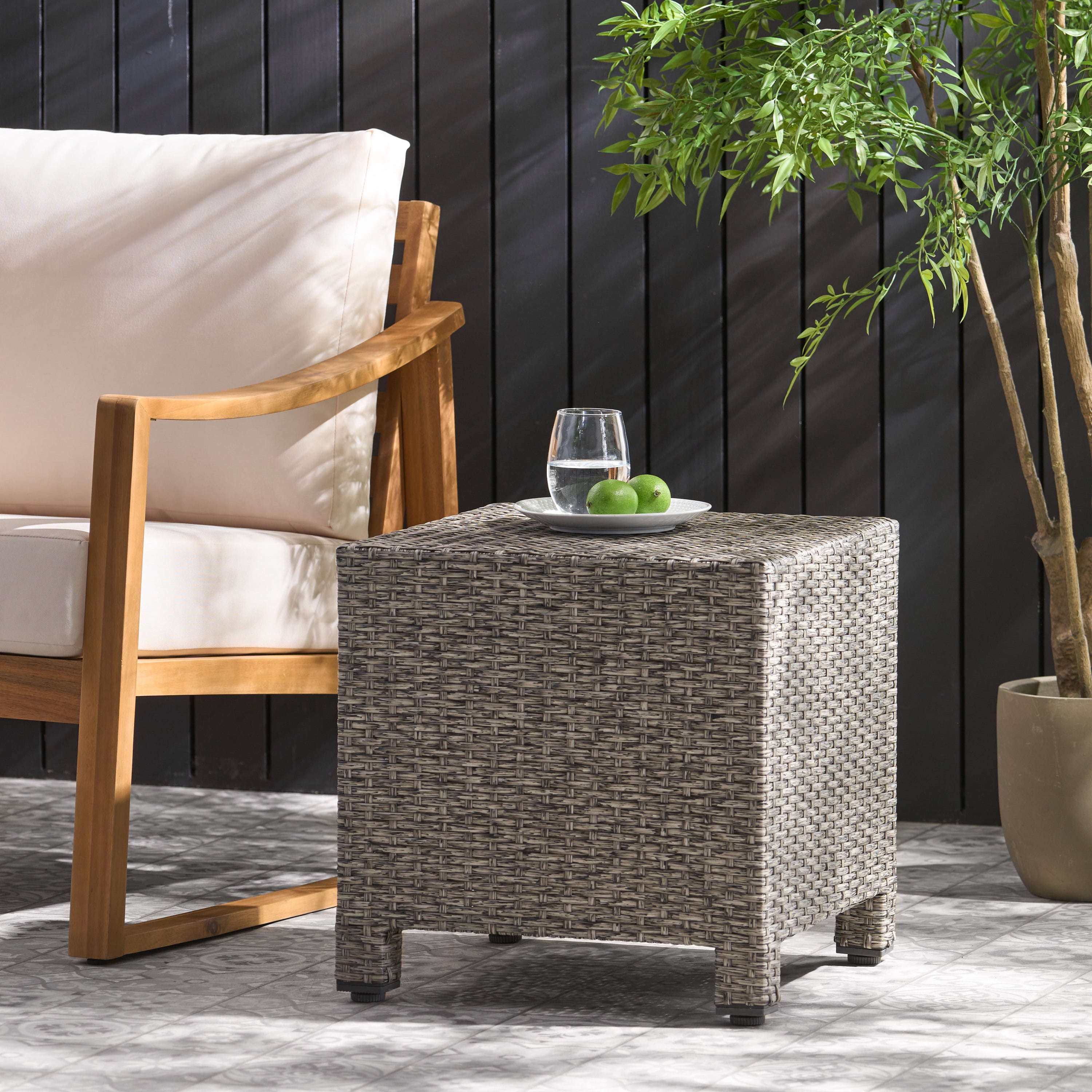 Outdoor Cube Shape Wicker Side Table, Compact Leisure Accent Table for Patio Garden, Black