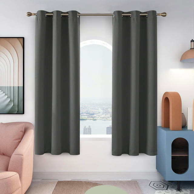 Deconovo Rideaux Assombrissants pour Chambre à Oeillets Isolés Thermiquement Occultants Unis pour Cuisine 42x45 Pouces Gris Foncé Ensemble de 2