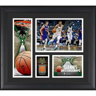Giannis Antetokounmpo Milwaukee Bucks Fanatics Authentic Autographed  Spalding Indoor/Outdoor Basketball with Mahogany Base and 2021
