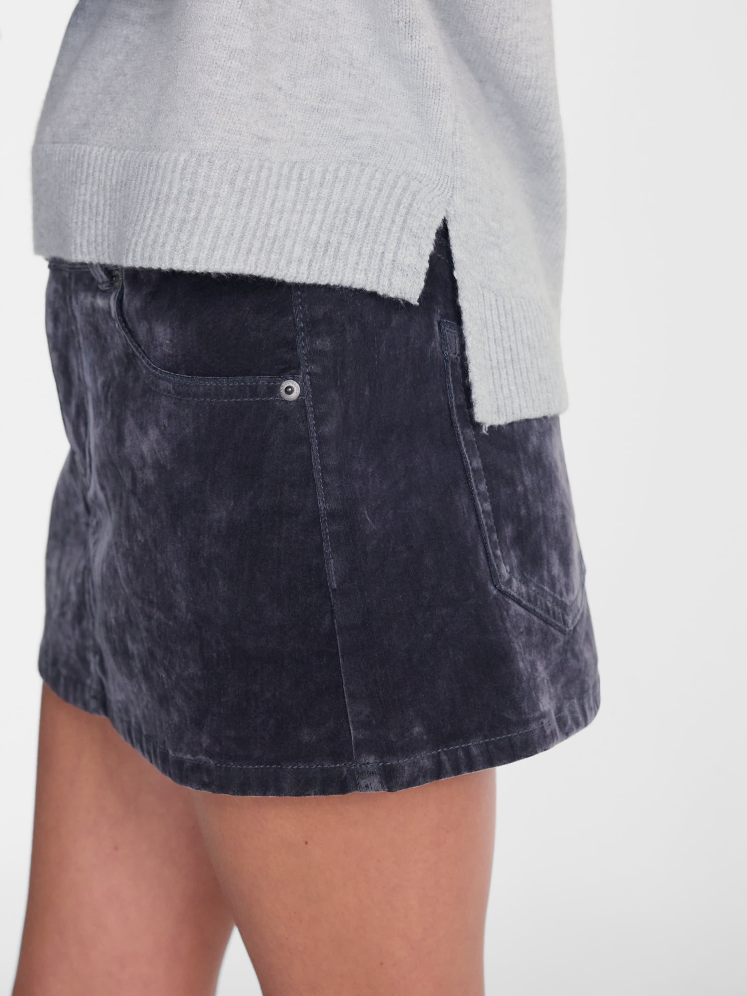 No Boundaries Essential Crewneck Sweater, Lightweight, Women's and Women's Plus XXS-4X
