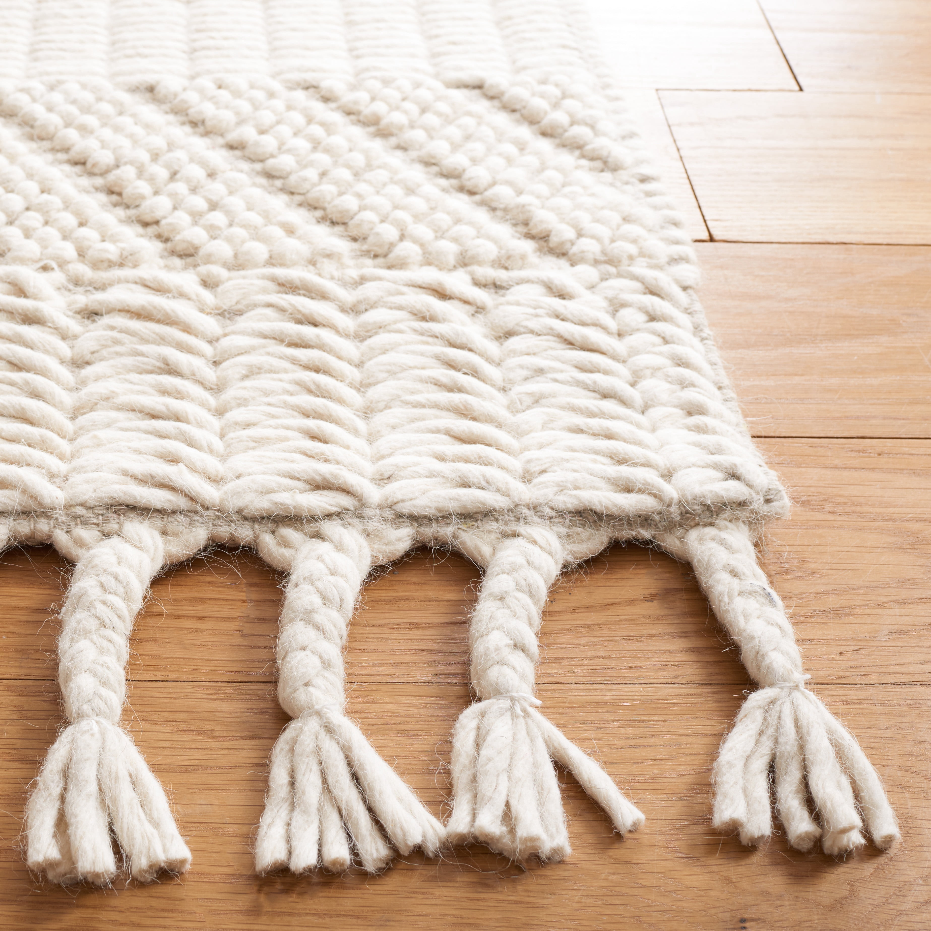 SAFAVIEH Natura Danny Striped Area Rug, Ivory, 6' x 6' Square