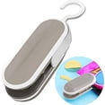 thumbnail image 1 of Blanco Mini máquina de sellado portátil Máquina de sellado térmico 2 en 1 Sellador de bolsas pequeño y práctico Mini sellador de bolsas térmicas con gancho para bolsas Chips Almacenamiento de alimentos Snack Bolsa fresca Rojo Verde, 1 of 5