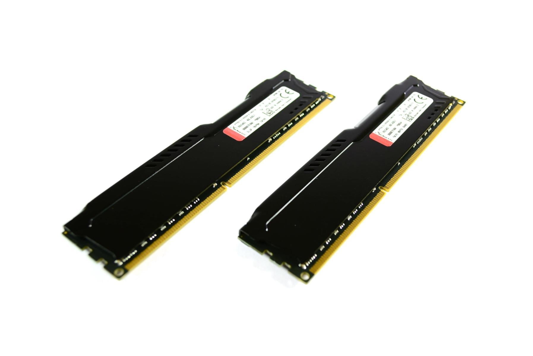 HyperX HX318C10FBK2/16 DDR3 RAM-minne, Svart 2 x 8 GB : :  Elektronik