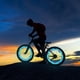 thumbnail image 3 of Luces para ruedas de bicicleta, luz LED impermeable para radios de bicicleta, luces brillantes de seguridad para neumáticos con encendido/apagado automático, bicicletas de carretera/biciclet, 3 of 5