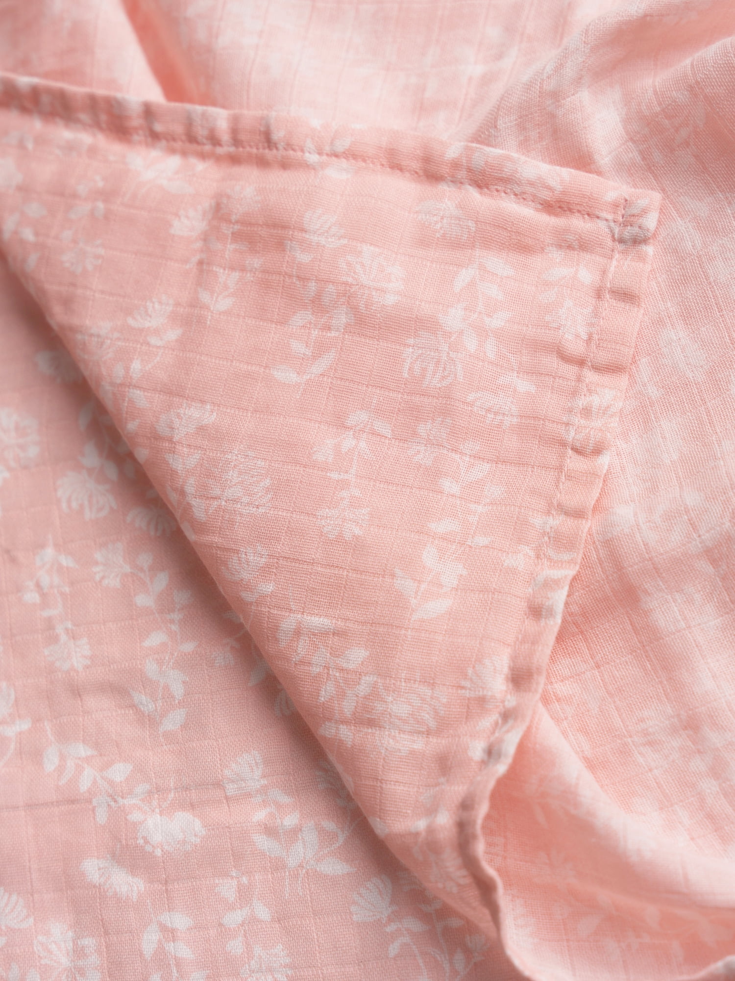 Modern Moments by Gerber Gender Neutral Ultra Soft Swaddle Blankets, 2-Pack, Pink Floral