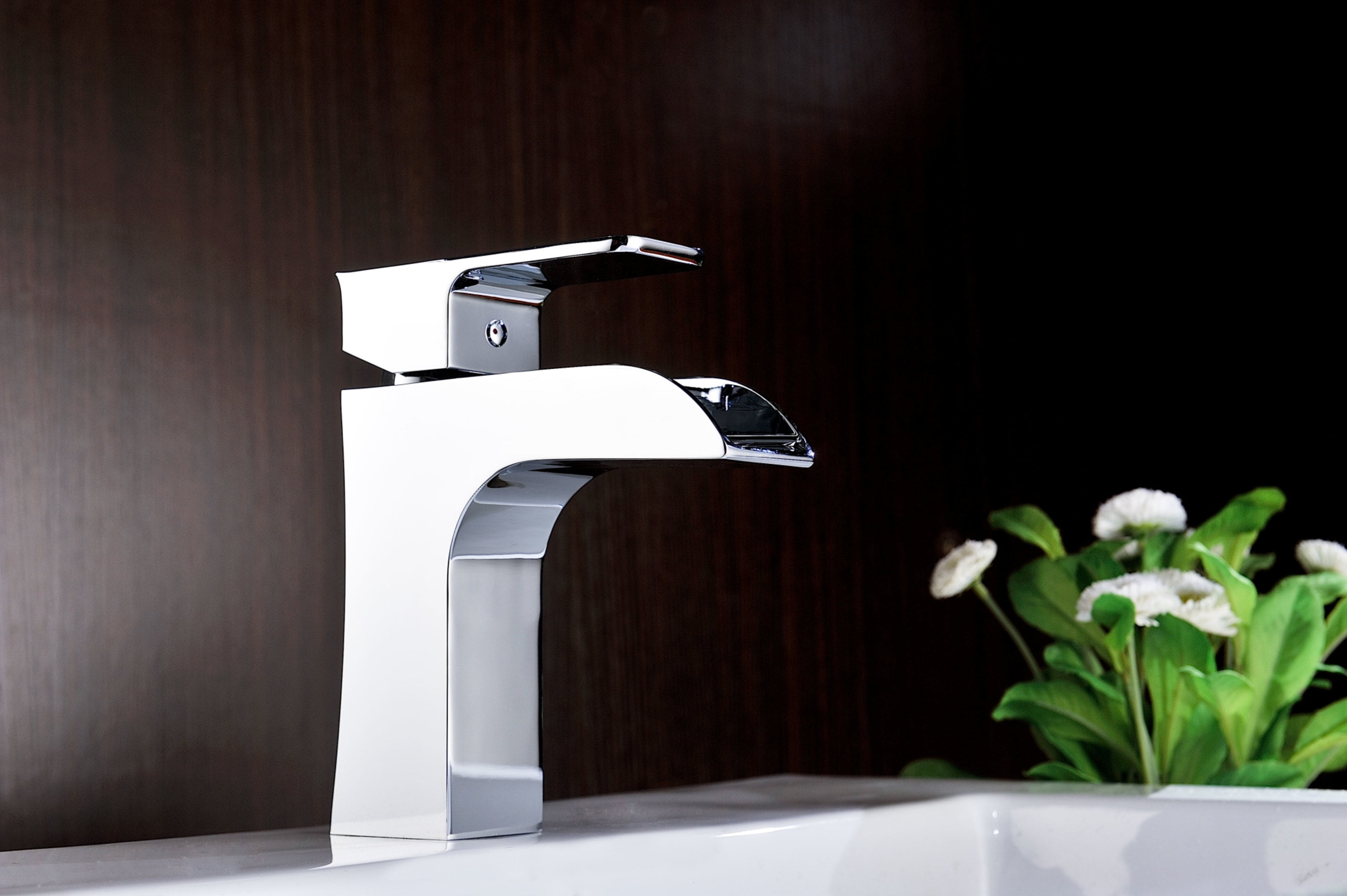 Anzzi L-AZ019ORB forza Series Single Handle Bathroom Sink Faucet in Oil Rubbed Bronze