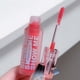 thumbnail image 1 of Xihbxyly Brillo Labial Hidratante, Tratamiento Labial Nutritivo E Hidratante, Brillo Duradero Que No Se Desvanece, Textura Gelatinosa Suave, para Uso Diario o En Capas, Perfecto para Todas Las Estaci, 1 of 3