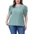 thumbnail image 1 of Blusa casual de mujer talla grande GRACE & GRANDEUR con bordado de ojales y mangas abullonadas, cuello redondo, 1X, verde, 1 of 1