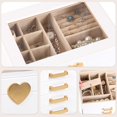 thumbnail image 4 of Caja de Joyas Kendal con 5 Capas y Tapa de Vidrio en Forma de Corazón, Cuero PU, 4 of 6