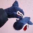 thumbnail image 2 of Guantes De Tiburón De Punto Guantes De Punto Con Forma De Tiburón De Dibujos Animados Guantes Creativos Con Forma De Animal Suministro Cálido De Invierno Monstrate AP006640-01, 2 of 6