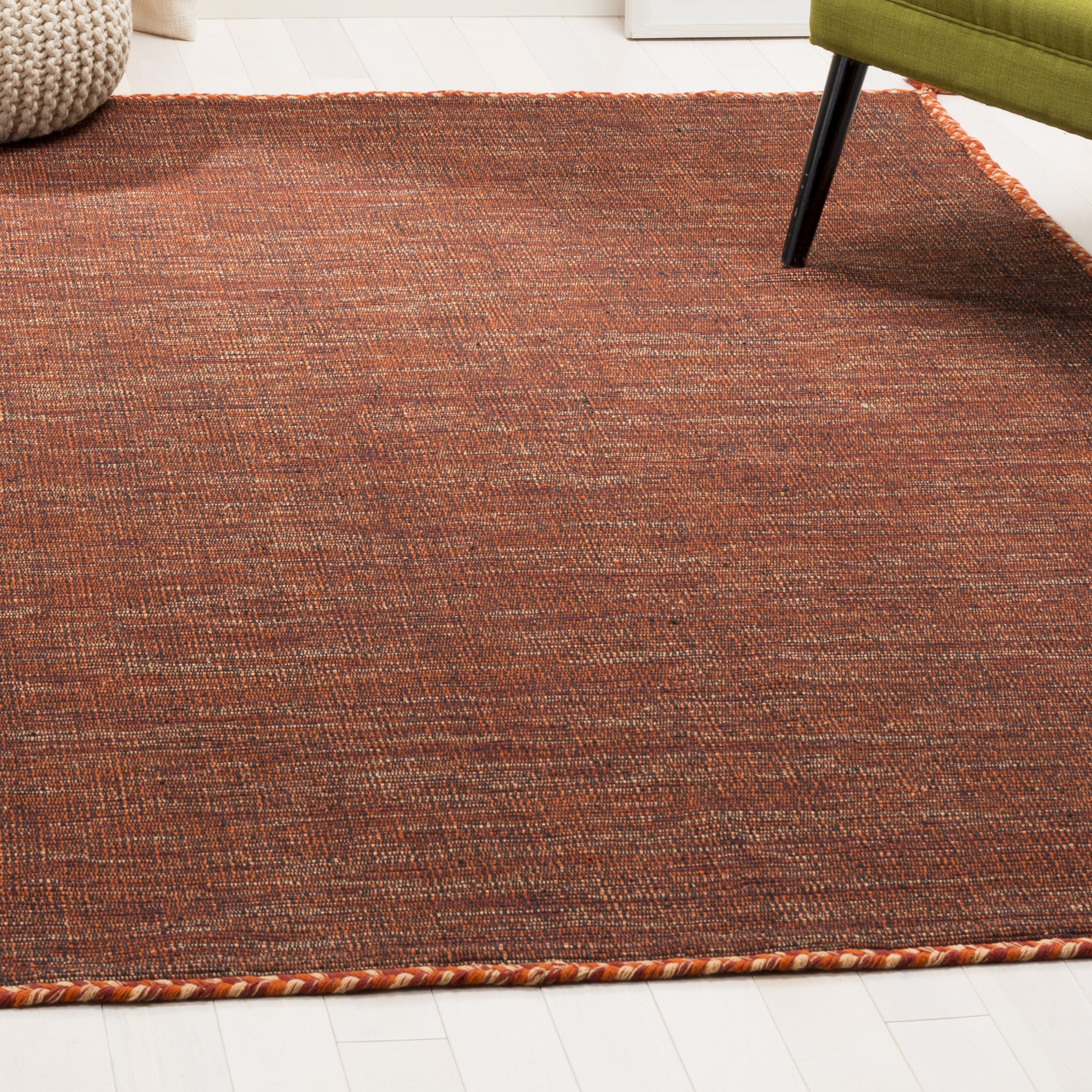 SAFAVIEH Montauk Bijar Solid Cotton Area Rug, Orange/Black, 2' x 3'