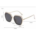 thumbnail image 4 of Men Polarized Retro Fashion Sunglasses Outdoor Sunshade Beach (Color : B, Size : Medium), 4 of 4