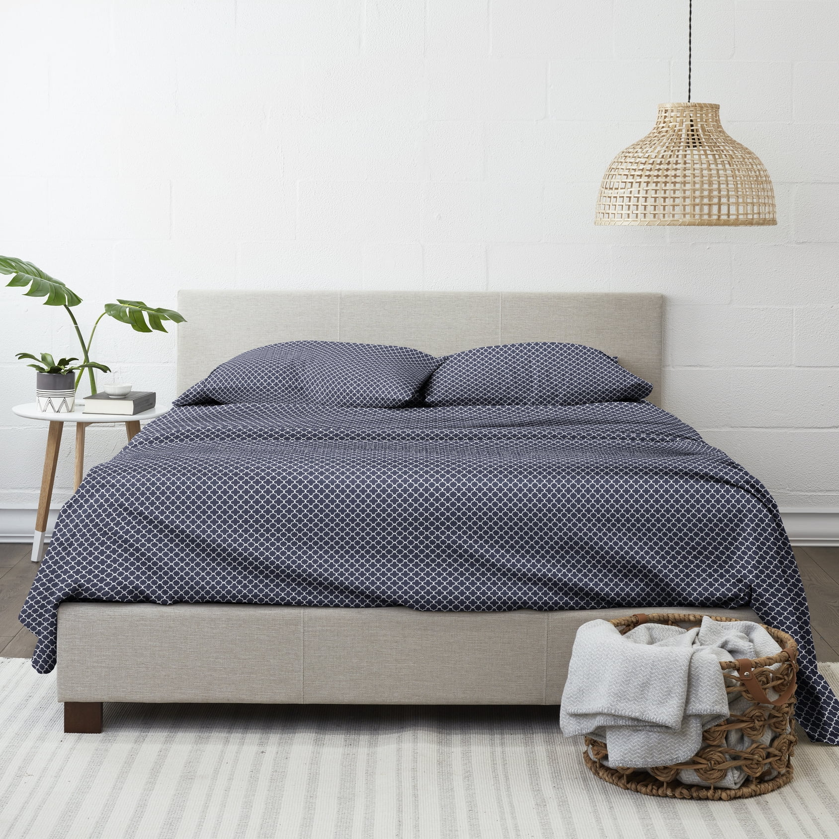 Noble Linens 3 Piece Pattern Microfiber Bed Sheets Set, Navy Quadrafoil, Twin