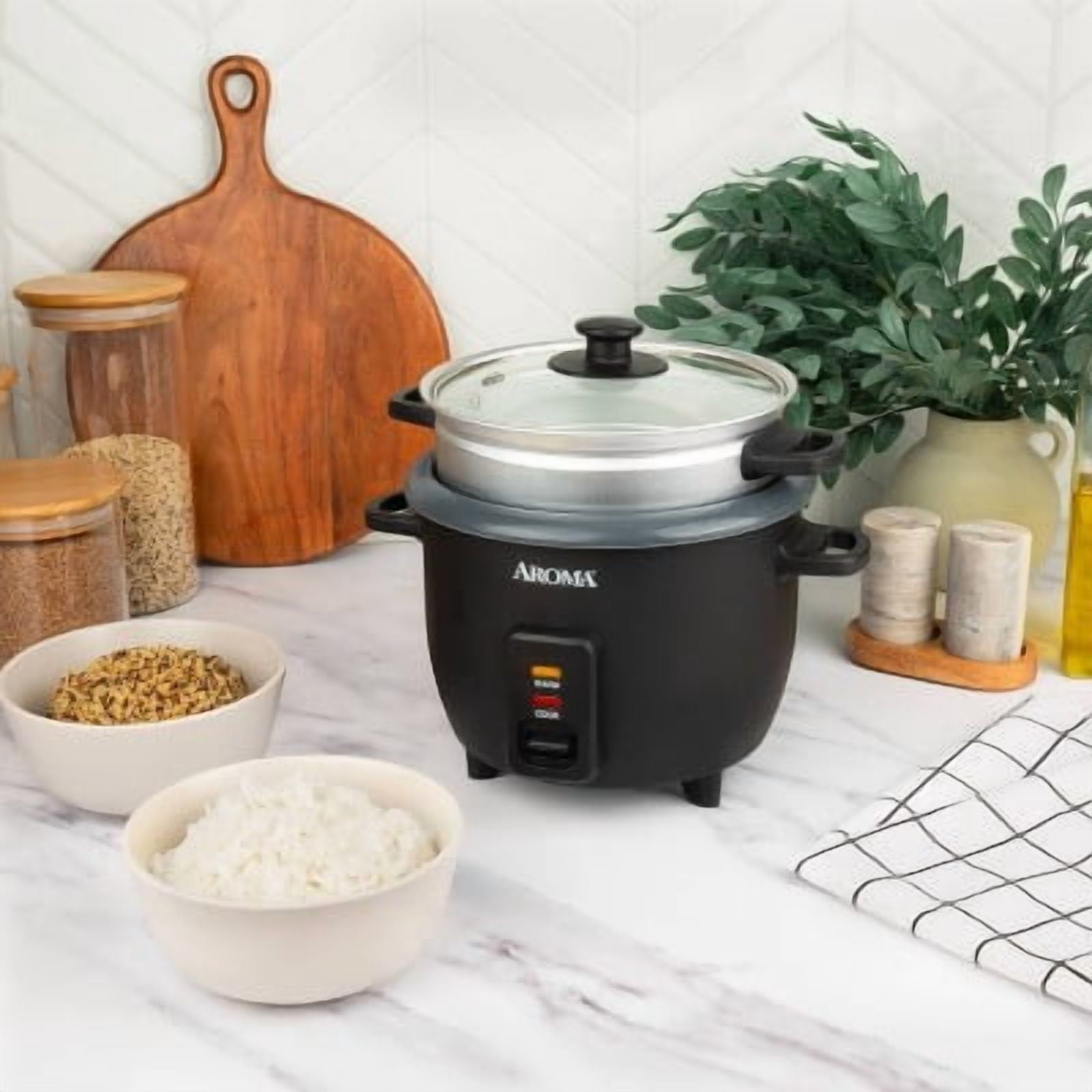 6 Cup Rice Cooker with Outer Steam Tray Black
