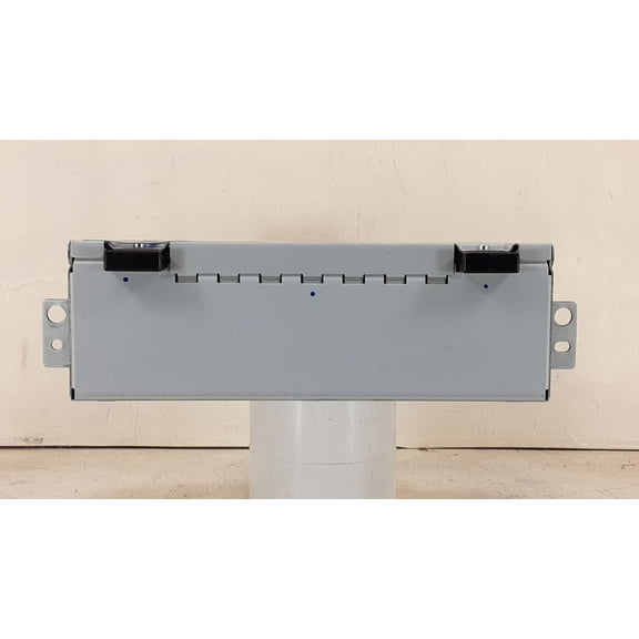 Pre-Owned 2016 2017 Jaguar XF Radio Audio Media Receiver Dash Mount OEM LKQ (Good)