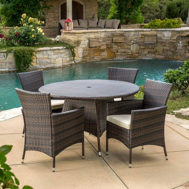 Madison Wicker 5 Piece Round Patio Dining Set With Cushions Com - Best Round Patio Table And Chairs