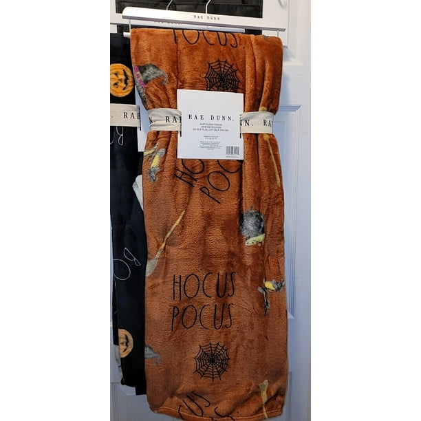 NWT Rae Dunn “Hocus Pocus” Halloween Plush Throw Blanket Burnt Orange -  Walmart.com