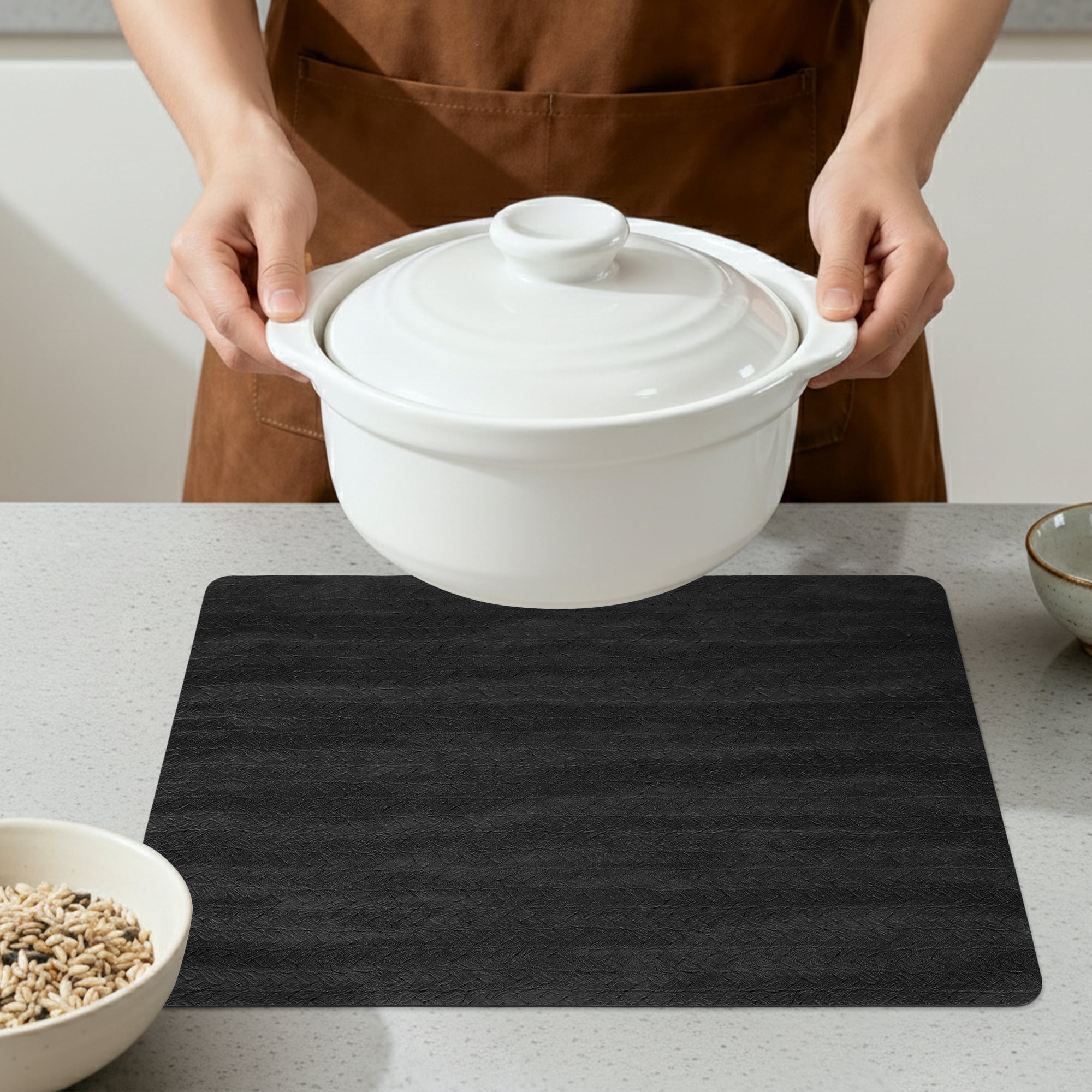 Placemats Set of 6 Leather Placemats for Kitchen Dining Table Decor Table Placemats Imitation Weaving Table Mat Black 17.7*11.8inch