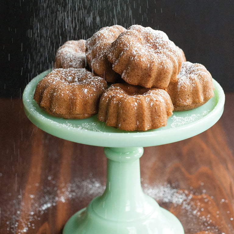 Nordic Ware Cupcake Cake Pan, Baking Pans, Household