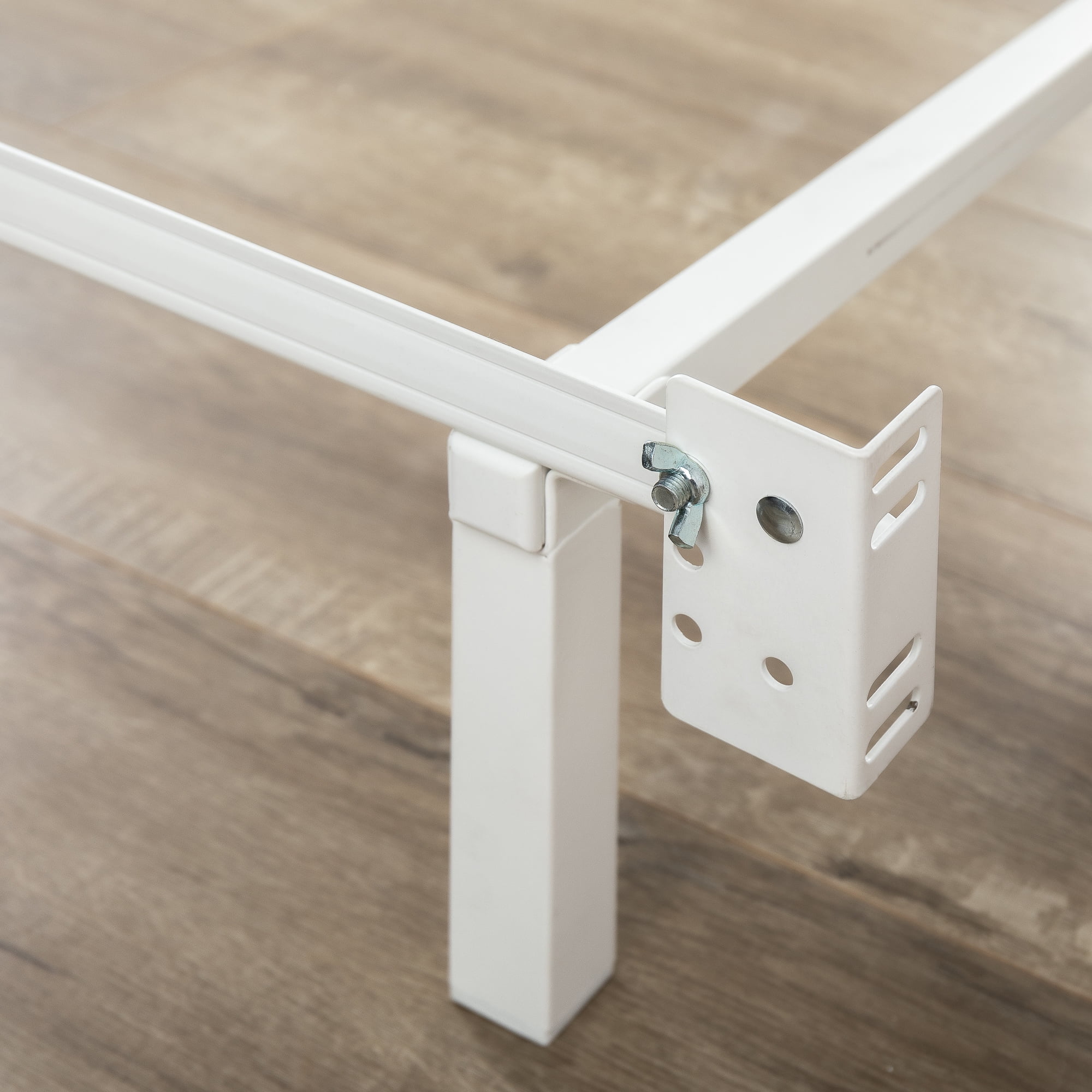 Zinus 7" Compack® Metal Bed Frame, White, Twin