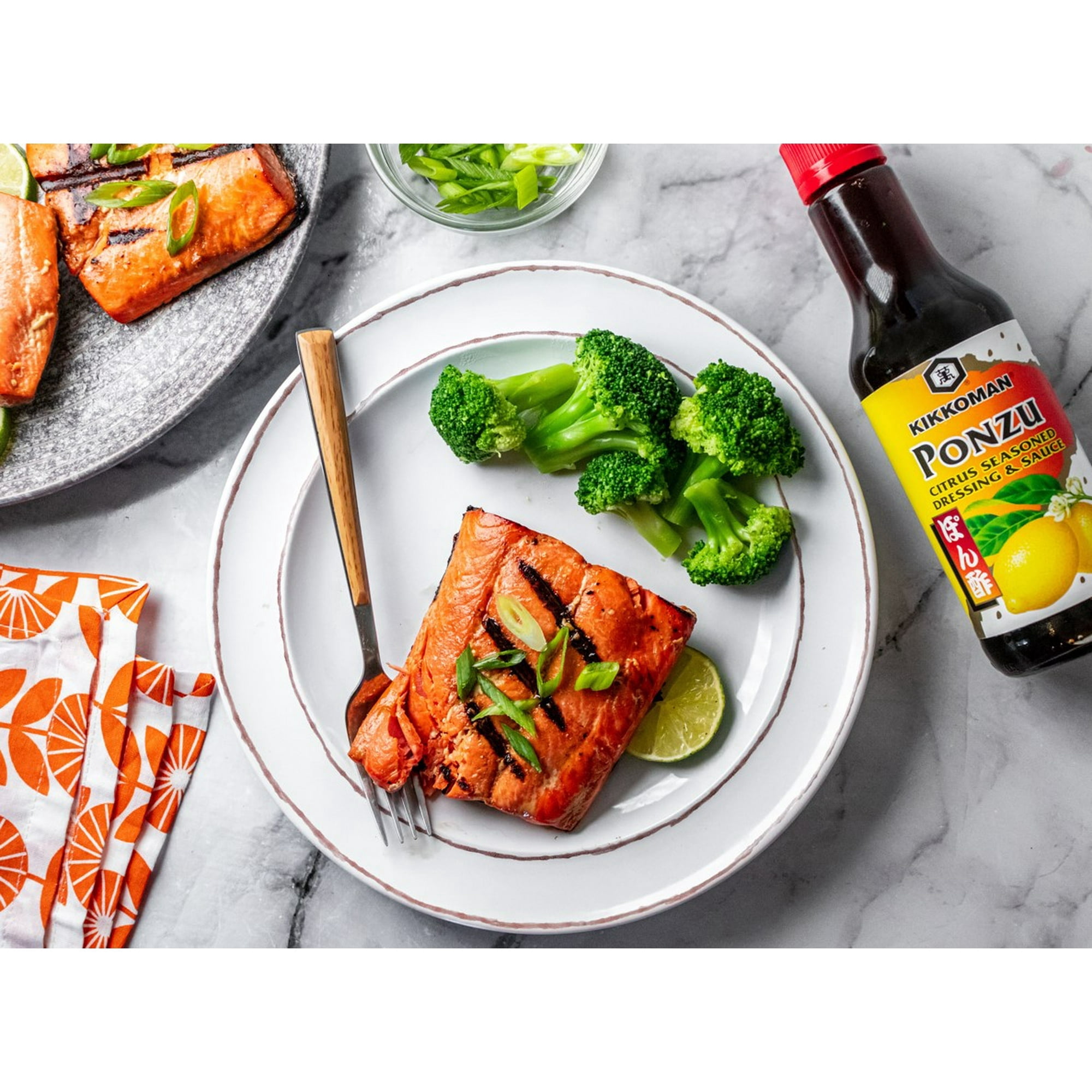 Pack of 6, Kikkoman Ponzu Citrus Seasoned Dressing & Sauce, 10 oz