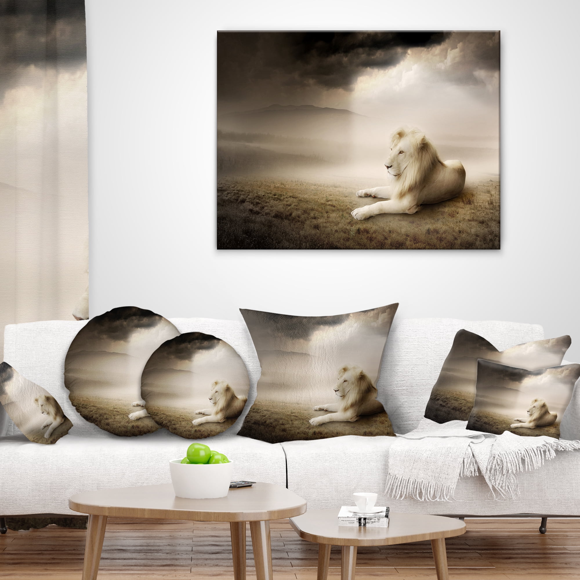 Designart King of Animals At Sunset - Animal Throw Pillow - 16x16