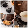 thumbnail image 4 of Agarradera de silicona gruesa para horno - Mini manopla resistente al calor para horno - Hornear, cocinar, asar - Color negro, 4 of 5
