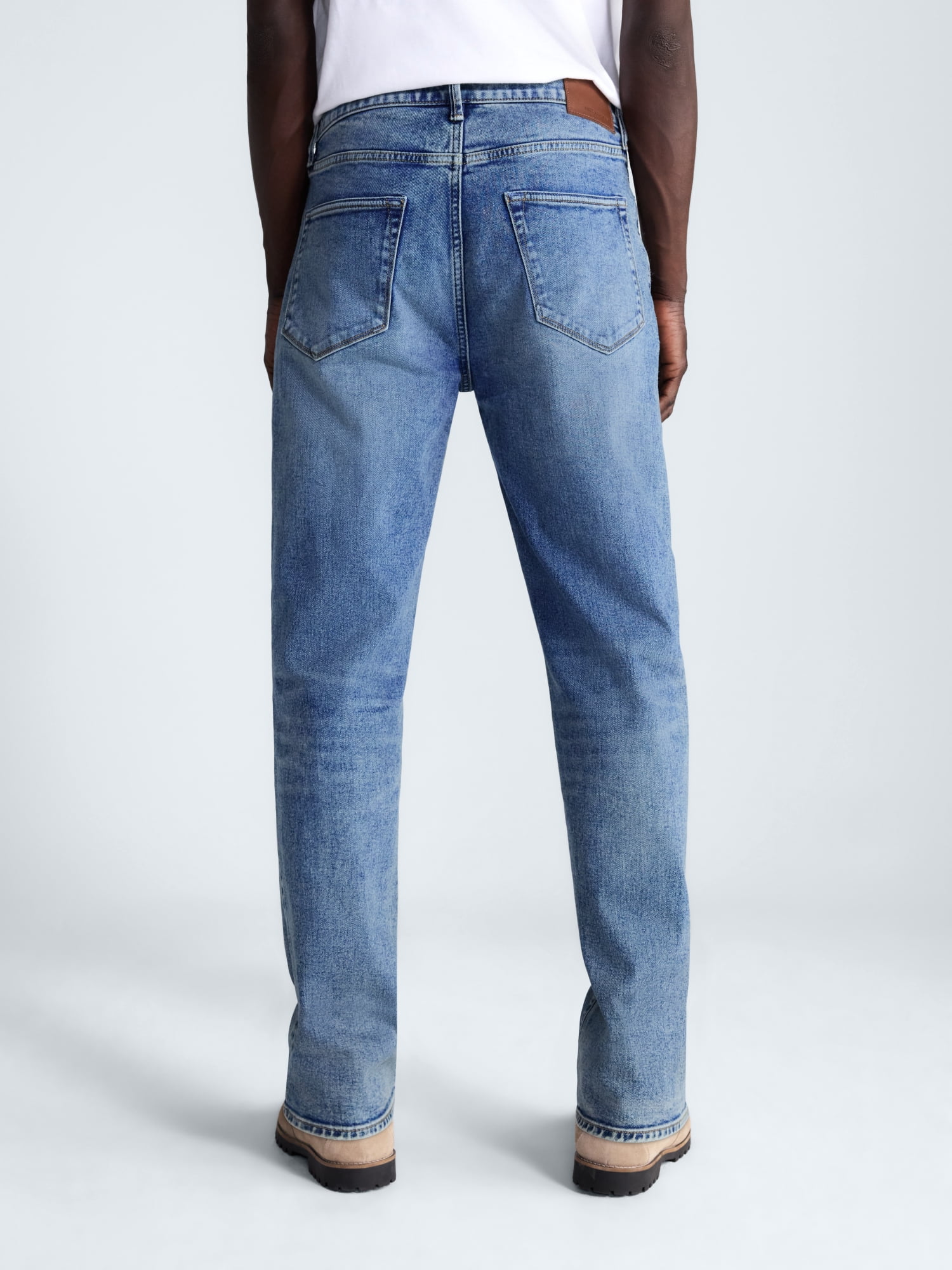 Free Assembly Men's Straight Fit Jeans, Waist Sizes 29-40