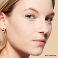 thumbnail image 4 of Polvo compacto Bobbi Brown Sheer Finish 9 g Soft Porcelain, 4 of 6