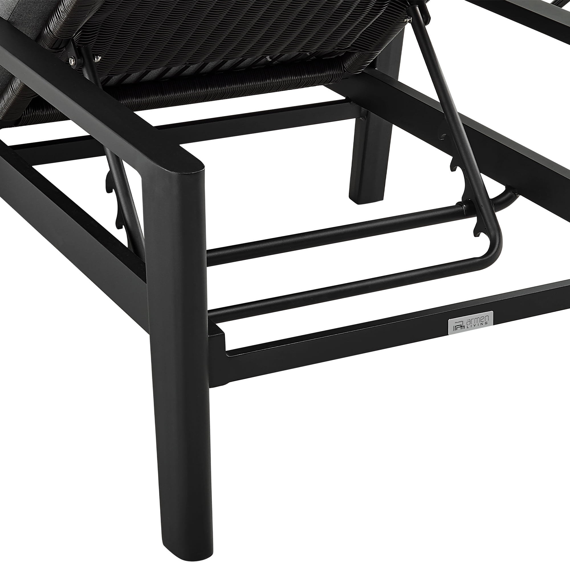 Grand Outdoor Patio Adjustable Chaise Lounge Chair in Aluminum with Grey Cushions