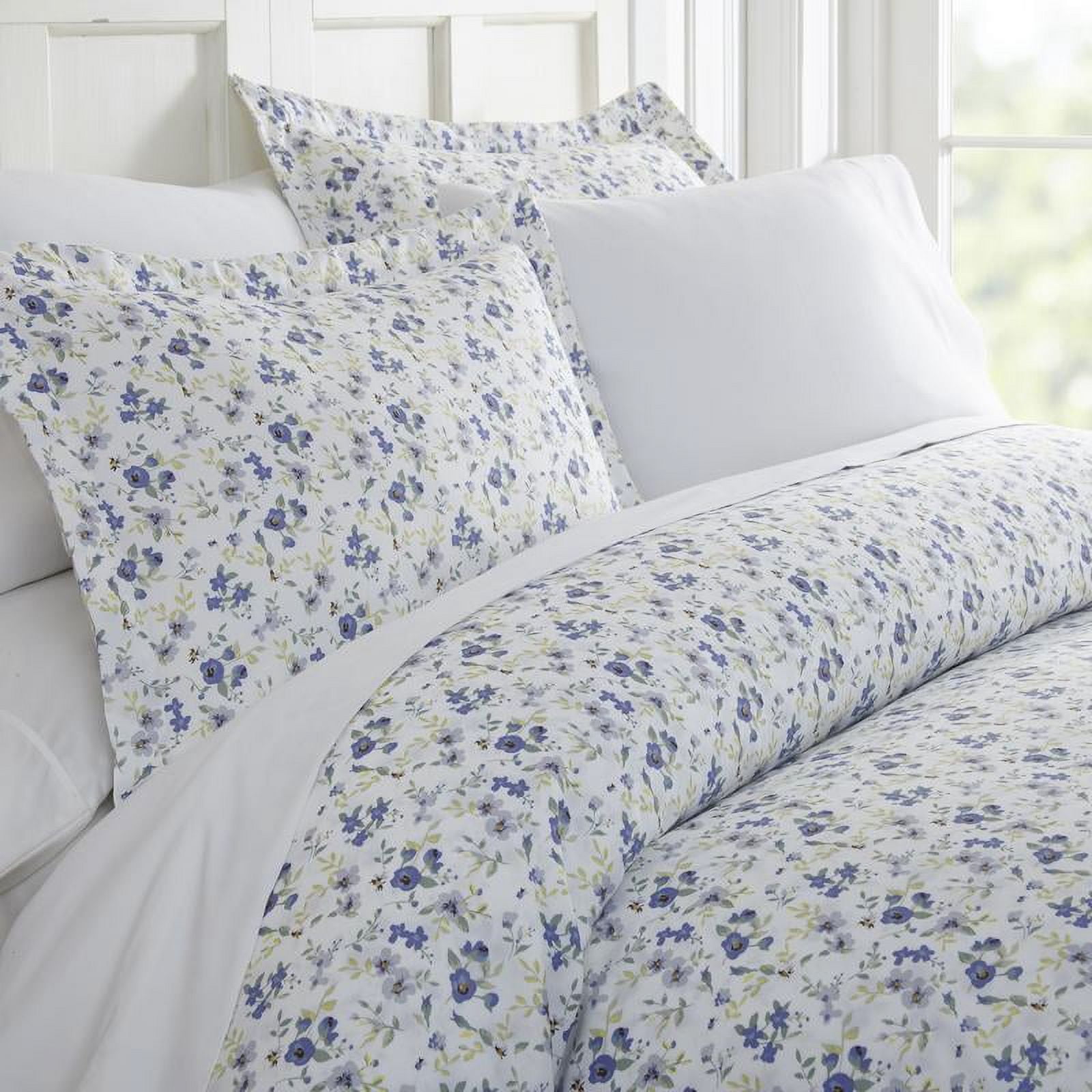 Noble Linens Light Blue Blossoms Print Duvet Set 3-Piece Duvet Cover Set, King/Cal King