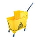thumbnail image 5 of Cubo para fregona con ruedas, prensa lateral, 42x28x62cm, Material PP ergonómico, amarillo, para limpieza comercial, mango potable, capacidad de 20L, 5 of 8
