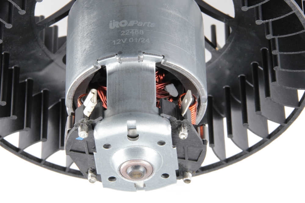 URO Parts 91162490600 A/C Evaporator Motor