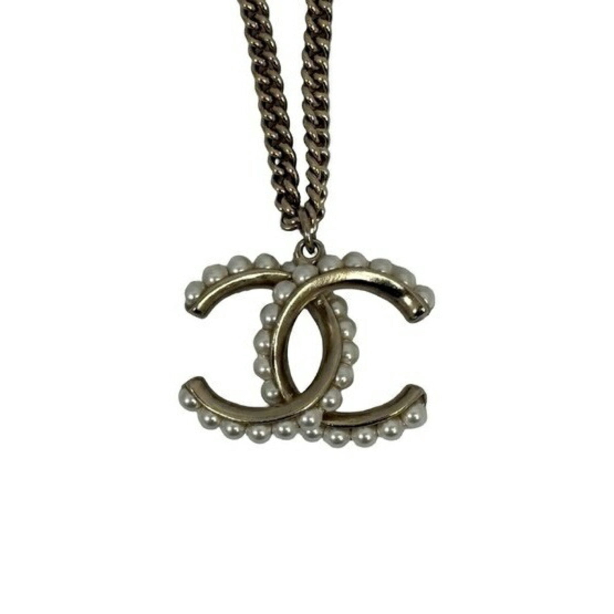 Coco Chanel Pearl Necklace