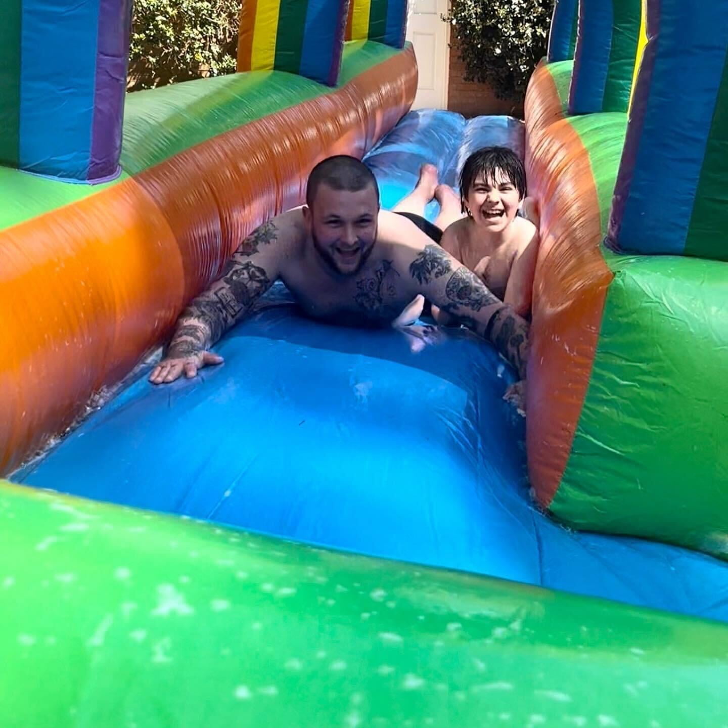 Pogo Crossover Inflatable Rainbow Splash and Ride Water Slide with Blower, Rainbow