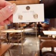 thumbnail image 1 of Pendientes largos con borlas para mujer, aretes de bola de Metal contraídos, joyería de temperamento para bodas, regalo, 2022, 1 of 4