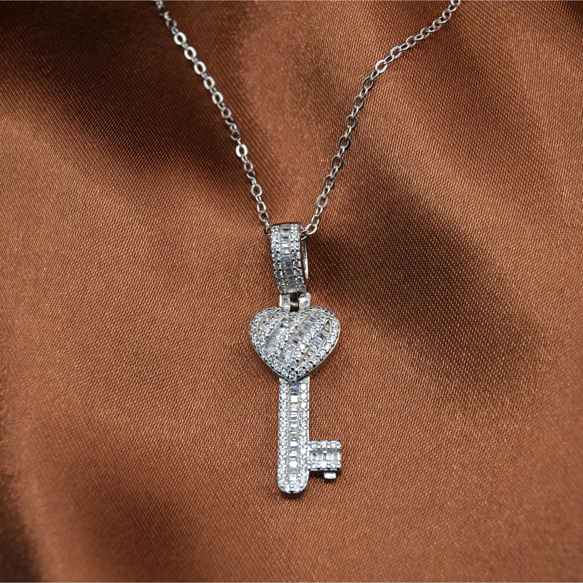 Silver & Stone Jewels Stunning Sterling Silver Heart Key Pendant Necklace with Cubic Zirconia Accents – Elegant Women’s Fashion Jewelry Gift for Special Occasions