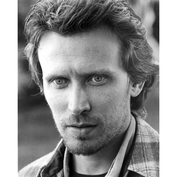 Peter Weller Photo Print (24 x 30) - Walmart.com - Walmart.com