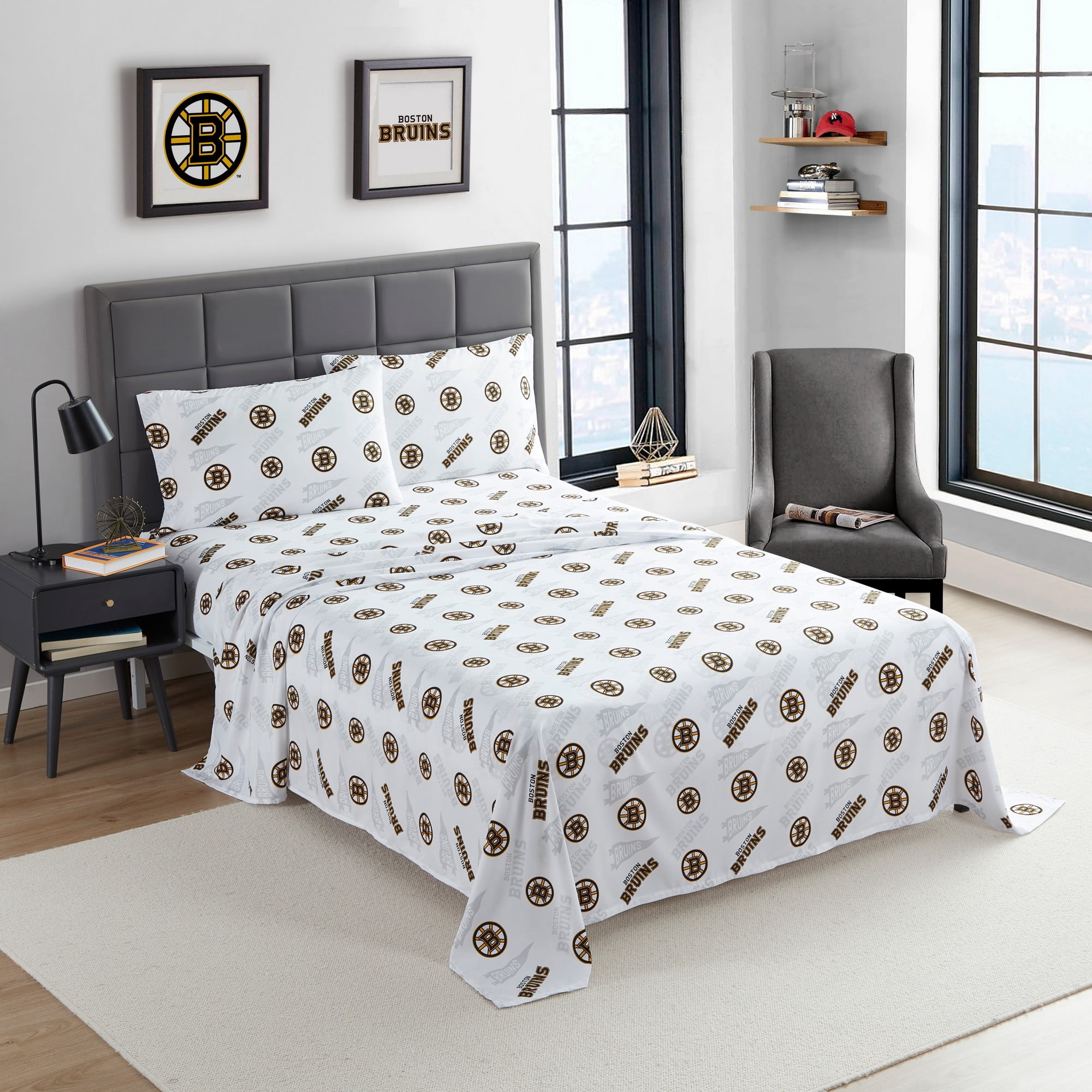 NHL Officially Licensed Boston Bruins Microfiber Bed Sheet Set - Full