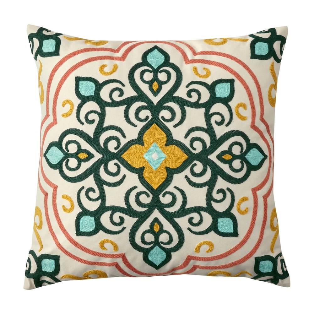 Better Homes & Gardens 19" x 19" Medallion Outdoor Toss Pillow, Multi
