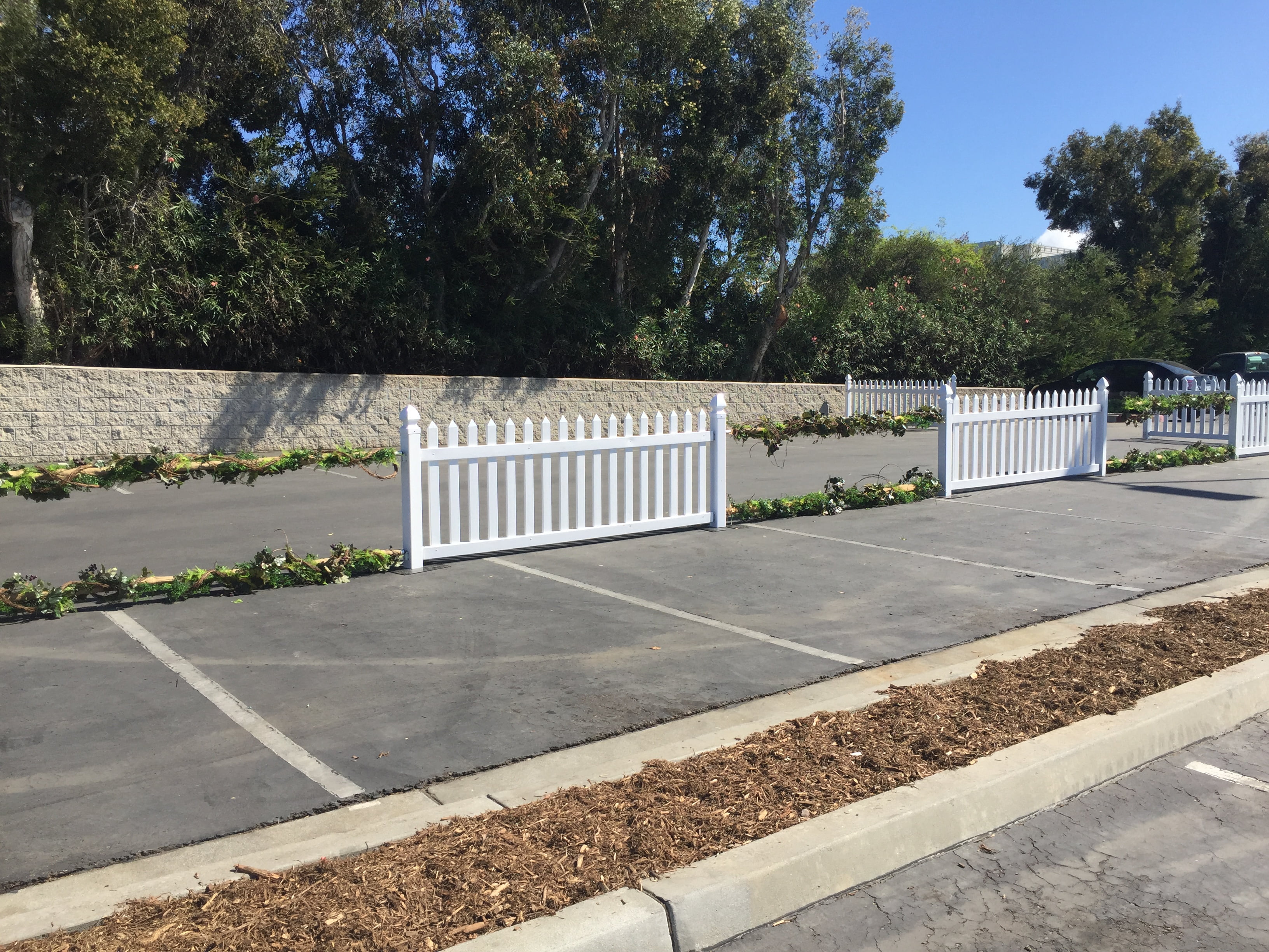 Rhino 10' Picket Section Fence - Assembly Required