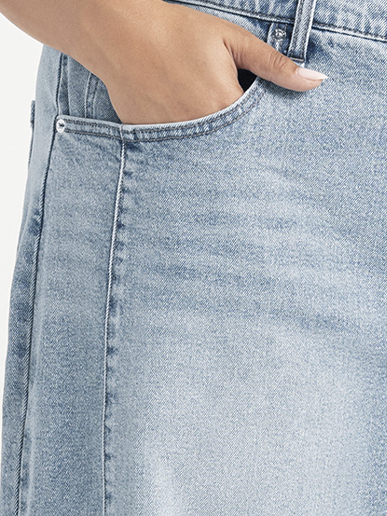 Jessica Simpson Women's and Women's Plus Myrtle Barrel Leg Jeans, Sizes 2-24W